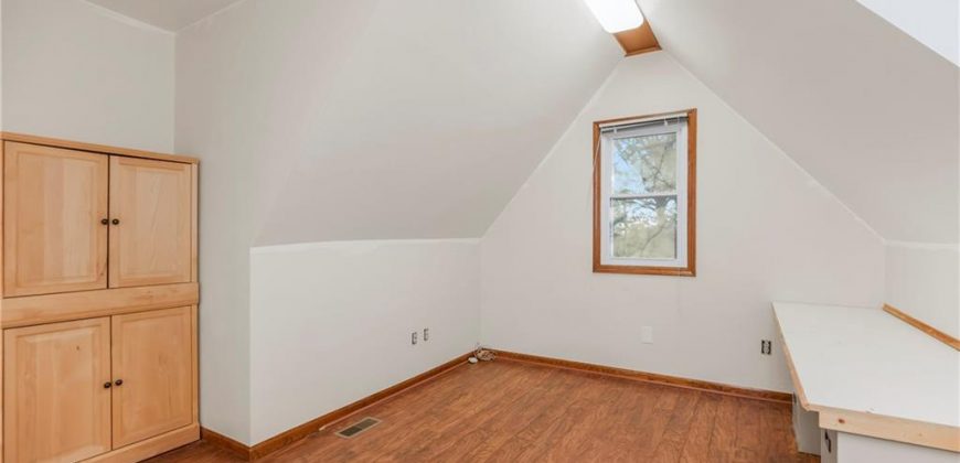 Homes for Sale in Liberty, MO 64068 | 1408  Dartmouth Drive