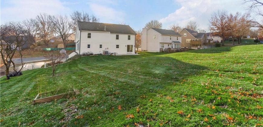 Homes for Sale in Liberty, MO 64068 | 1408  Dartmouth Drive