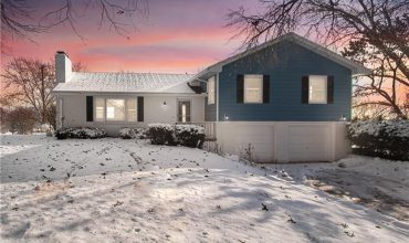 Homes for Sale in Smithville, MO 64089 | 14655  Gale Road