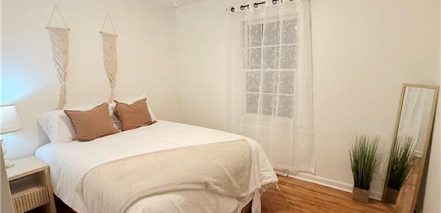 Homes for Sale in Kansas City, MO 64118 | 301 NW 81st Street