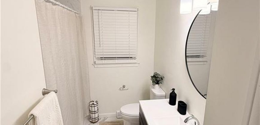 Homes for Sale in Kansas City, MO 64118 | 301 NW 81st Street