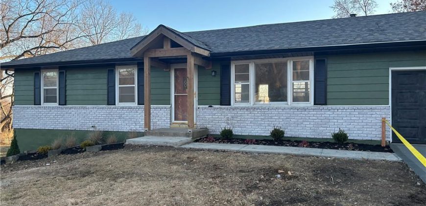 Homes for Sale in Kansas City, MO 64118 | 301 NW 81st Street