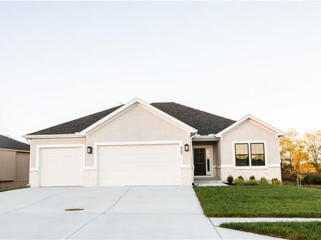 Homes for Sale in Lawson, MO 64062 | 462  Green Drive