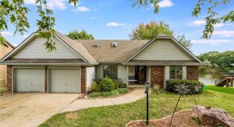 Homes for Sale in Kansas City, MO 64154 | 8605 N Beaman Avenue