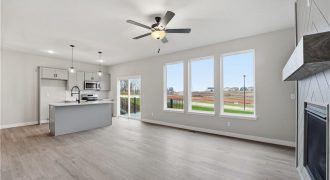 Homes for Sale in Kansas City, MO 64154 | 9633 N Colrain Avenue