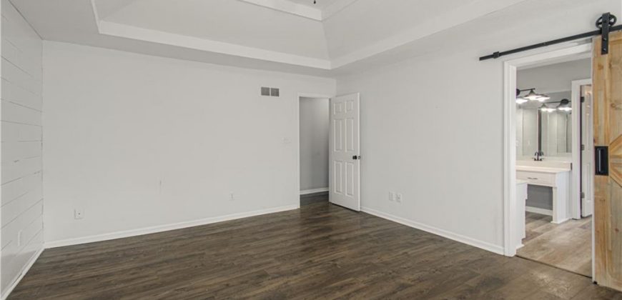 Homes for Sale in Liberty, MO 64068 | 1323  Amesbury Avenue