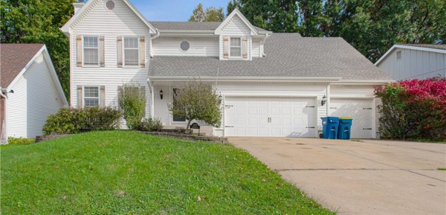 Homes for Sale in Liberty, MO 64068 | 1323  Amesbury Avenue