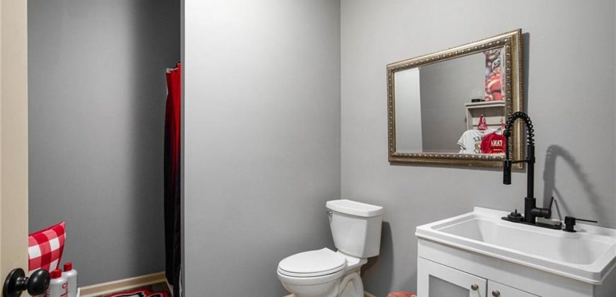 Homes for Sale in Kansas City, MO 64119 | 6131 N Elmwood Avenue