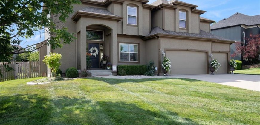 Homes for Sale in Kansas City, MO 64119 | 6131 N Elmwood Avenue