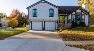 Homes for Sale in Kansas City, MO 64155 | 909 NE 117th Terrace