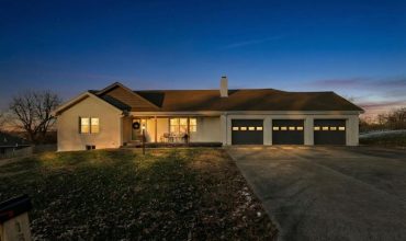 Homes for Sale in Kansas City, MO 64116 | 134 NE 47th Street