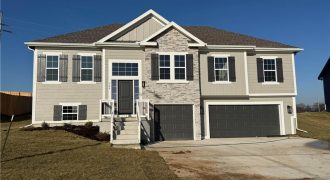 Homes for Sale in Liberty, MO 64068 | 988  Poplar Lane