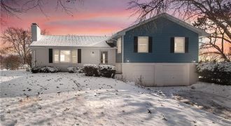 Homes for Sale in Smithville, MO 64089 | 14655  Gale Road