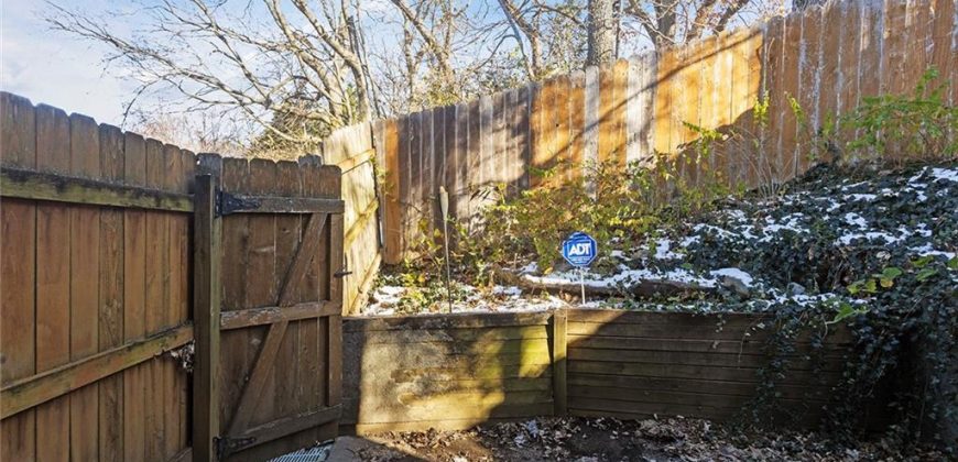 Homes for Sale in Kansas City, MO 64151 | 6625 N Cosby Avenue