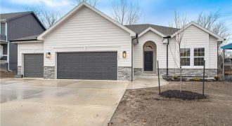 Homes for Sale in Kearney, MO 64060 | 623 E 13th Street
