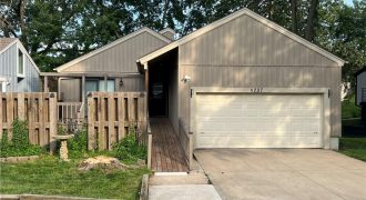 Homes for Sale in Kansas City, MO 64151 | 8237 N Chatham Avenue