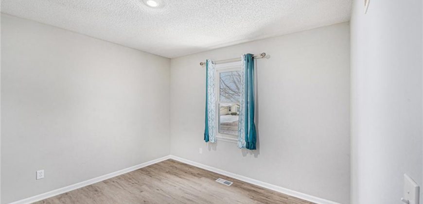 Homes for Sale in Gladstone, MO 64118 | 7123 N Brooklyn Avenue