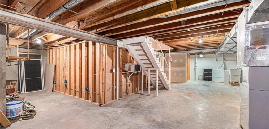 Homes for Sale in Gladstone, MO 64118 | 7123 N Brooklyn Avenue