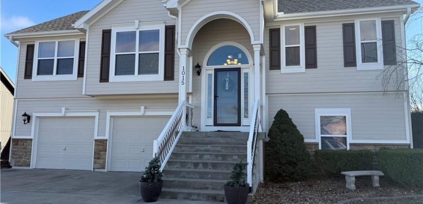 Homes for Sale in Kansas City, MO 64155 | 1015 NE 91 Terrace