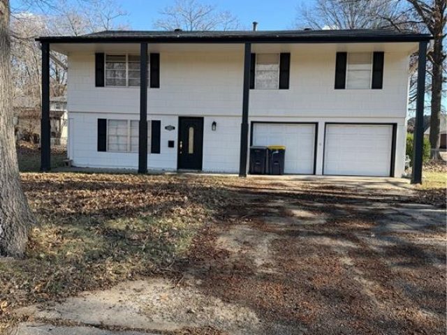 Homes for Sale in Kansas City, MO 64119 | 5601 NE San Rafael Drive