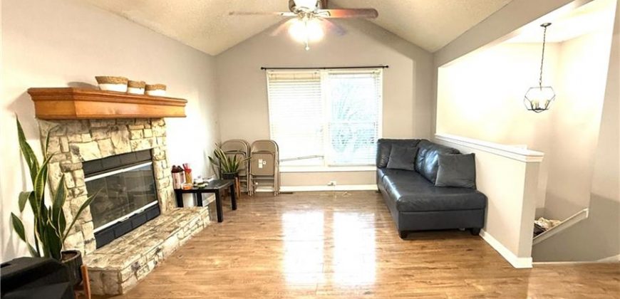 Homes for Sale in Pleasant Valley, MO 64068 | 7904  Little Lane