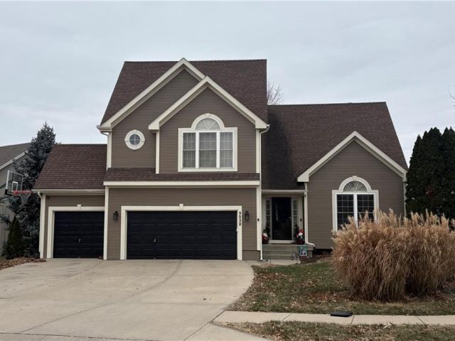 Homes for Sale in Kansas City, MO 64155 | 9028 N Walrond Avenue