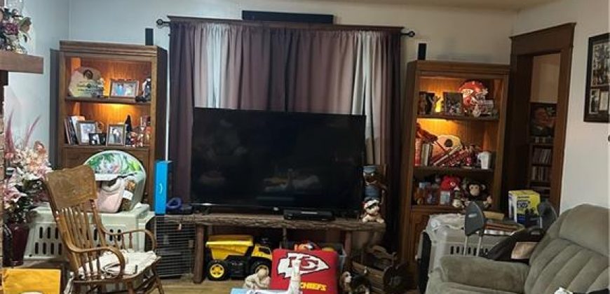 Homes for Sale in Dearborn, MO 64439 | 601  Main Street