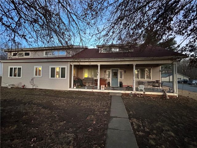 Homes for Sale in Dearborn, MO 64439 | 601  Main Street