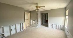 Homes for Sale in Kansas City, MO 64154 | 8547 N Robinhood Avenue