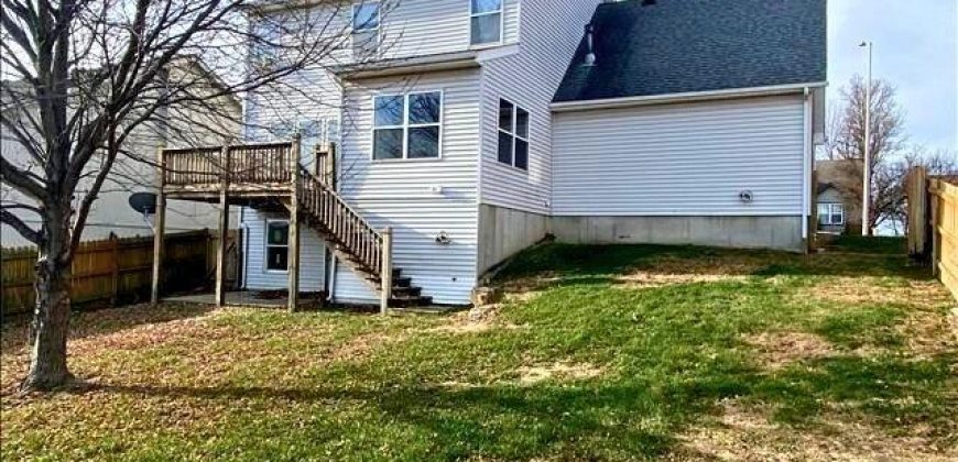 Homes for Sale in Kansas City, MO 64154 | 8547 N Robinhood Avenue