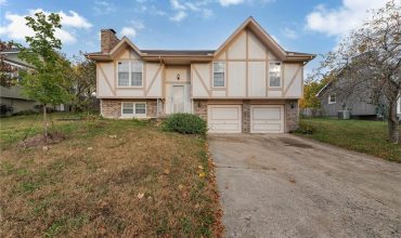 Homes for Sale in Pleasant Valley, MO 64068 | 6807  T Gabbert Drive